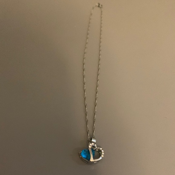 Heart Necklace - Picture 2 of 2